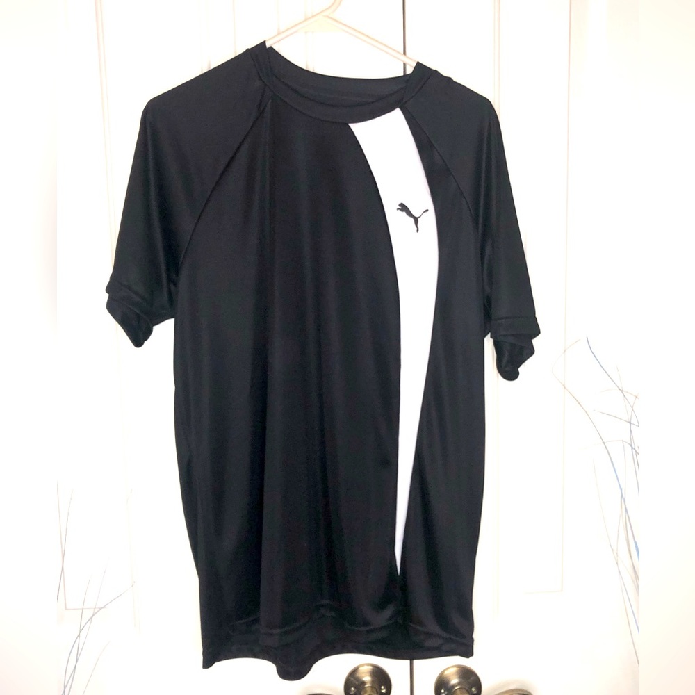 Puma men’s size large black with white accent short sleeve dry fit